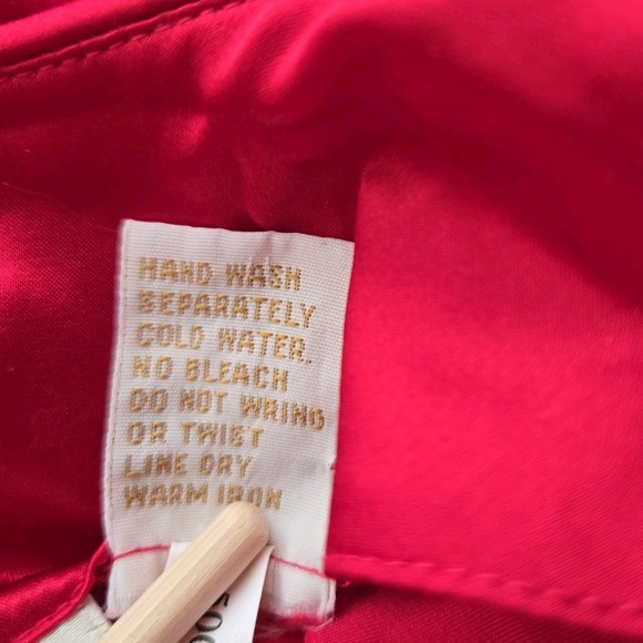 Victoria's Secret Vintage Gold Label Red Silk Robe One Size O/S‎ Lingerie No Tie - Picture 4 of 4